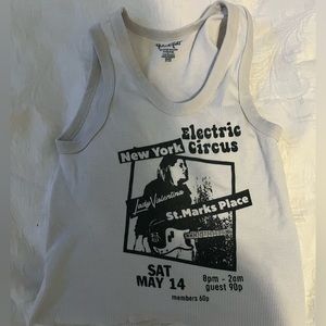 BRANDY MELVILLE crop top one size